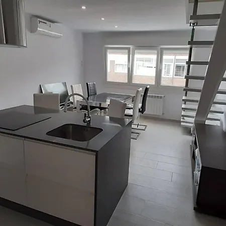 Loft Atico Duplex Διαμέρισμα *